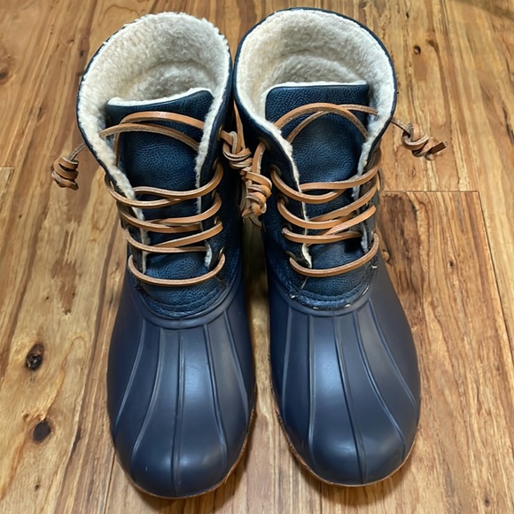 Seven7 Duck Boots - Picture 2 of 11